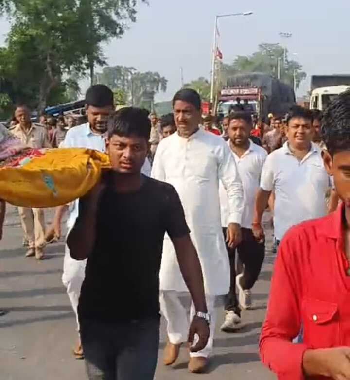हाइवा की टक्कर से एक मजदूर की मौत