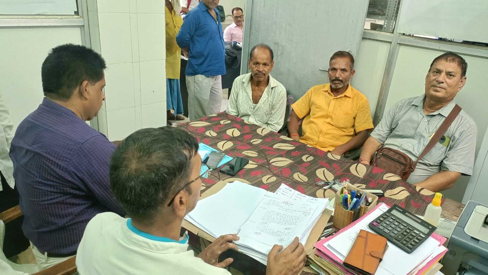 प्रतापपुर ठाकुरबाड़ी न्यास समिति की 65 बीघा भूमि की हुई बंदोबस्ती