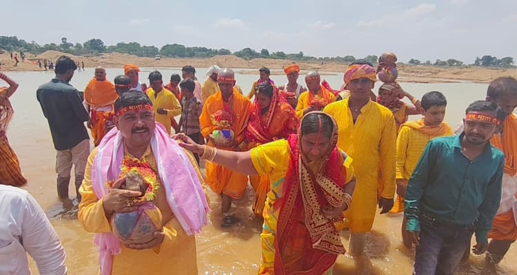 कलशयात्रा के साथ शुरू हुआ शिव शक्ति महायज्ञ