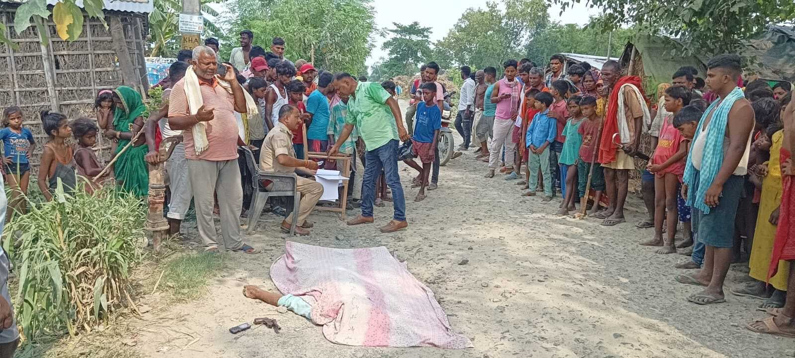 चार पुत्री बाद पुत्र की चाहत पूरी नहीं होने की आशंका पर युवक ने की आत्महत्या