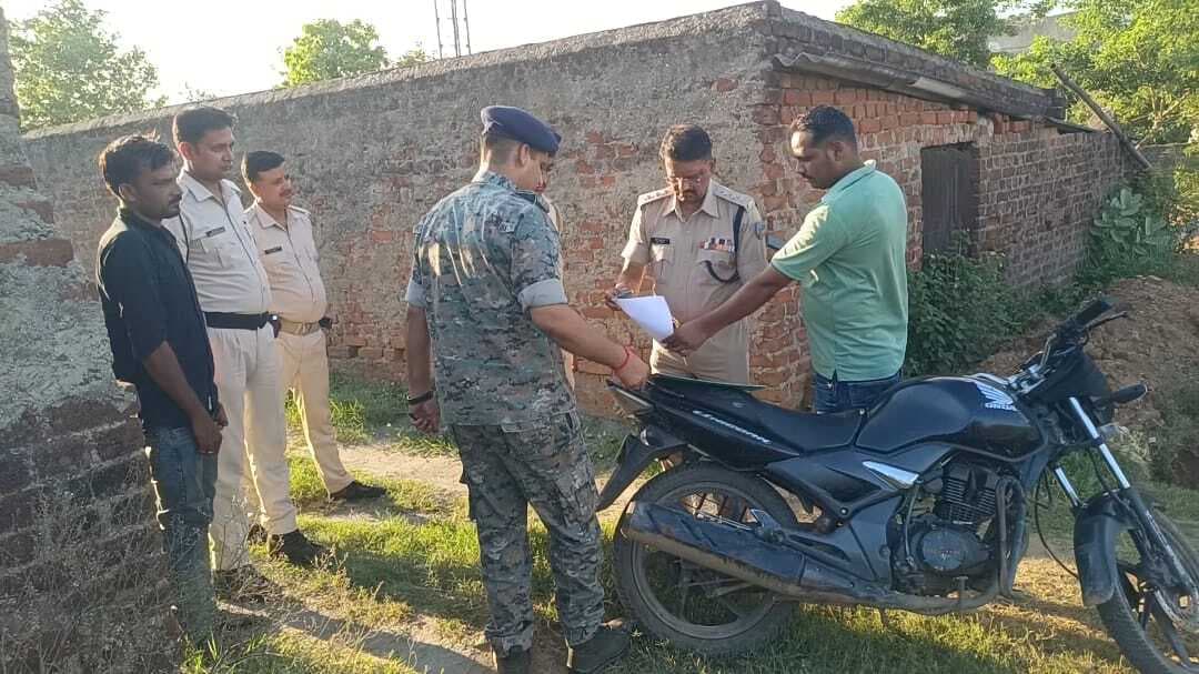 Bokaro News : 13 पुड़िया हेरोइन के साथ एक गिरफ्तार