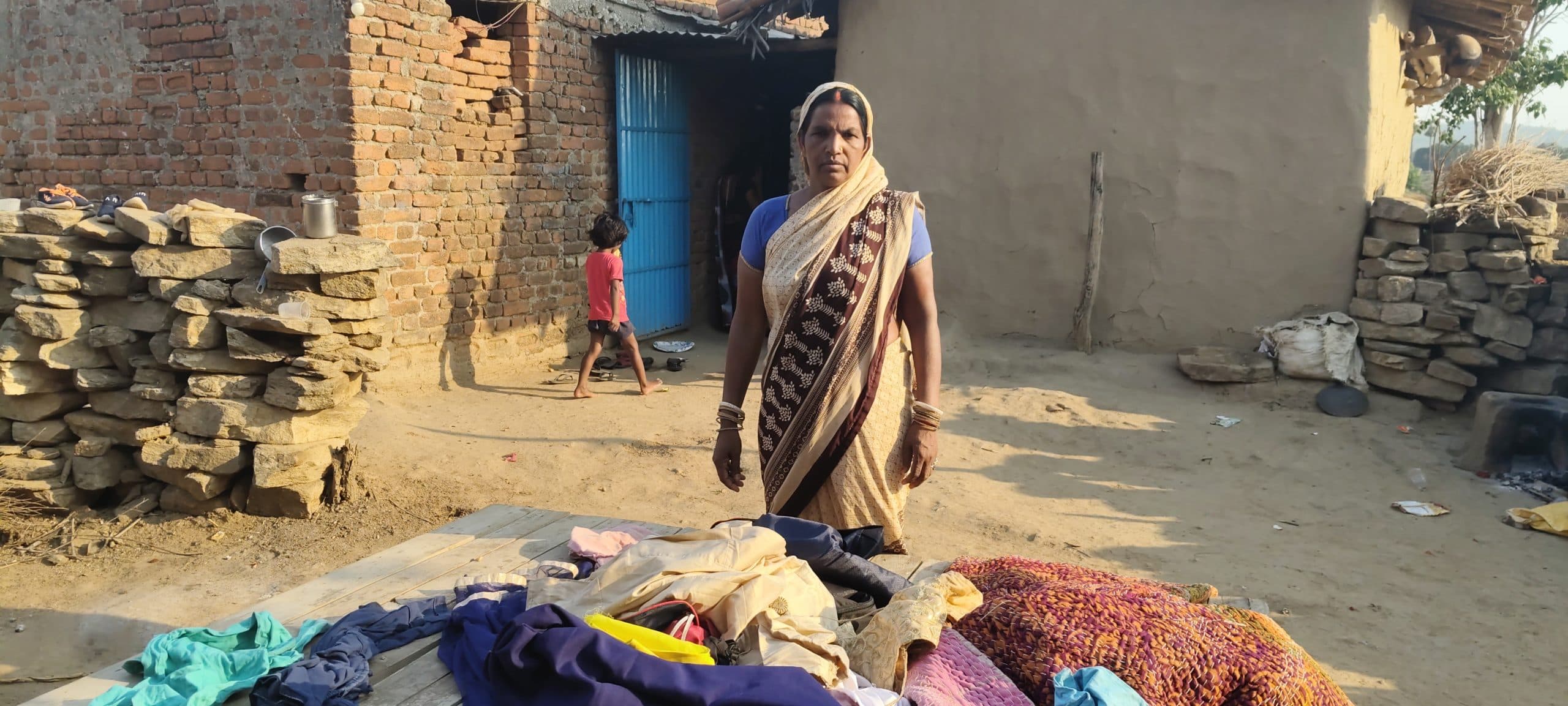 Giridih News :40 हजार नगदी समेत अन्य सामानों की चोरी