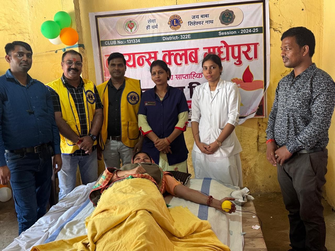 रक्तदान शिविर में 19 लोगों ने किया रक्तदान