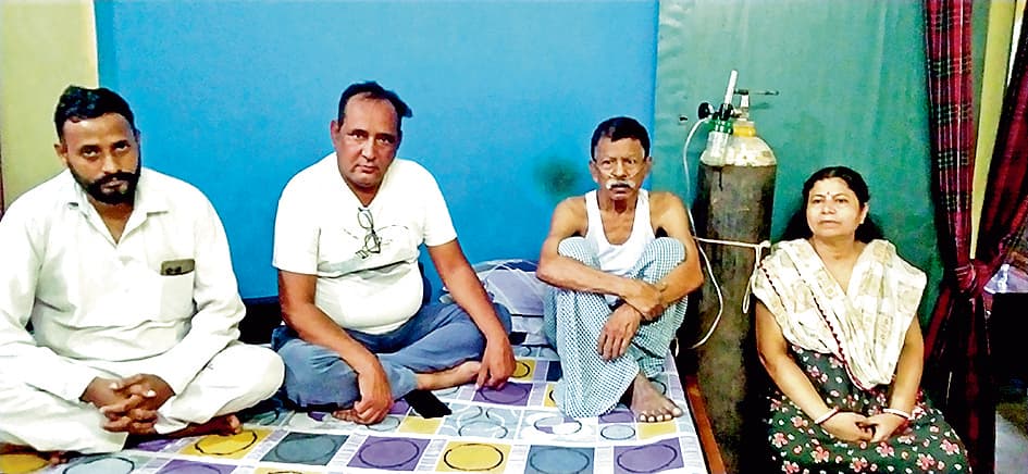 चार वर्षों से कृत्रिम ऑक्सीजन पर जी रहे रबींद्रनाथ दे