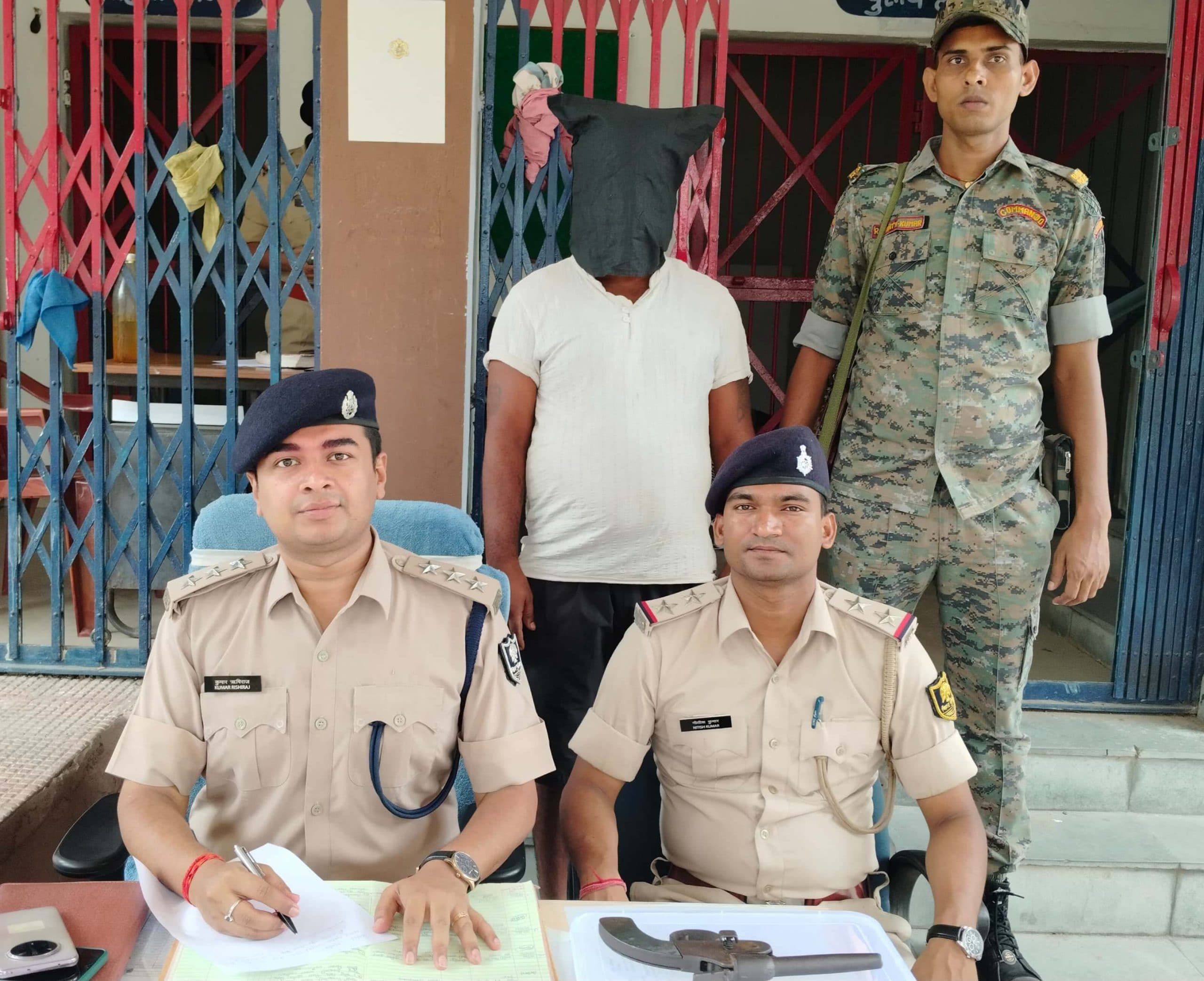 कट्टे के साथ फरार अभियुक्त गिरफ्तार