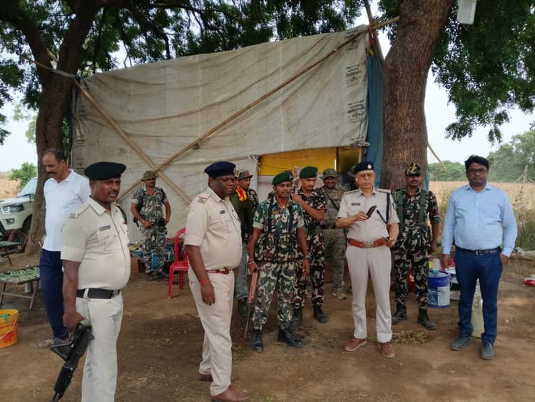 अवैध खनन व परिवहन पर रोक के लिए पुलिस पिकेट बनाया गया