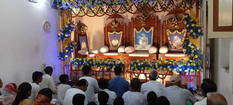 धूमधाम से मनाया आचार्य देव का जन्मदिवस