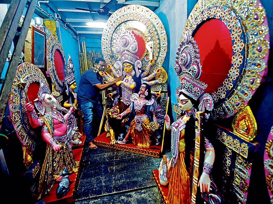 कोलकाता से केन्या जायेगी मां दुर्गा की प्रतिमा