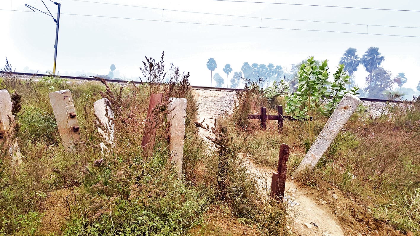 Jehanabad : चमनबिगहा के पास अंडरपास निर्माण का कार्य ठप