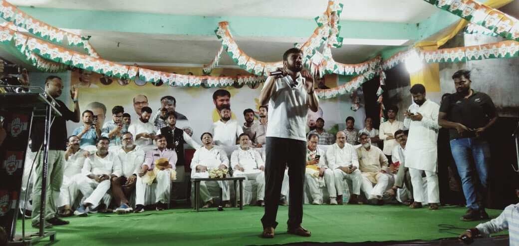 Madhubani : रोजगार का अधिकार गरीब किसानों व मजदूरों को भी मिले