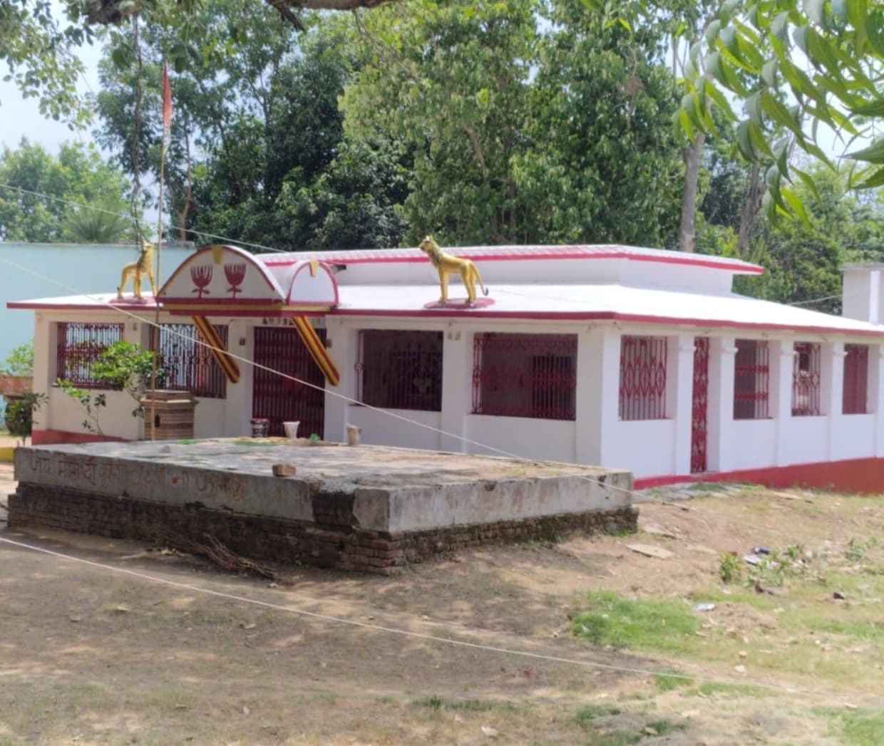 आषाढ़ी काली पूजा को लेकर चूरहेत मंदिर सज-धज कर तैयार