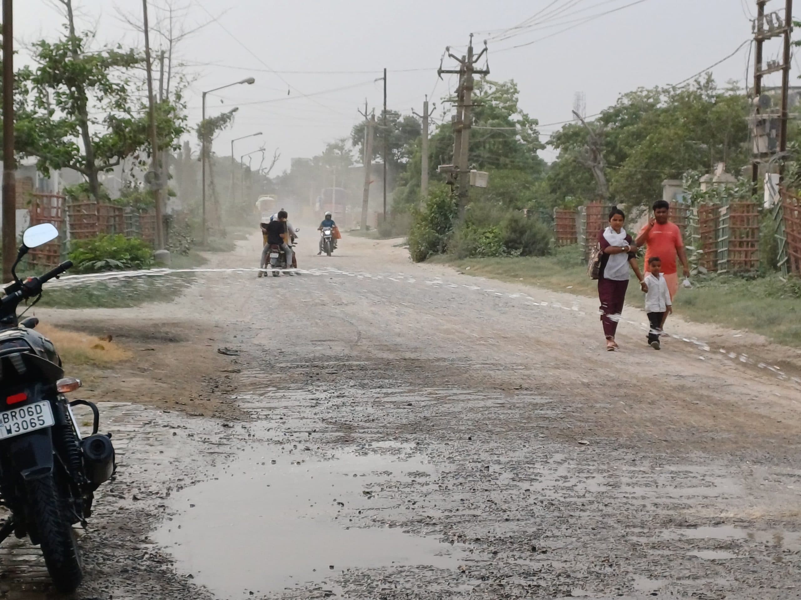 बेला औद्योगिक क्षेत्र फेज 2: जानलेवा गड्ढा और यातायात का दंश