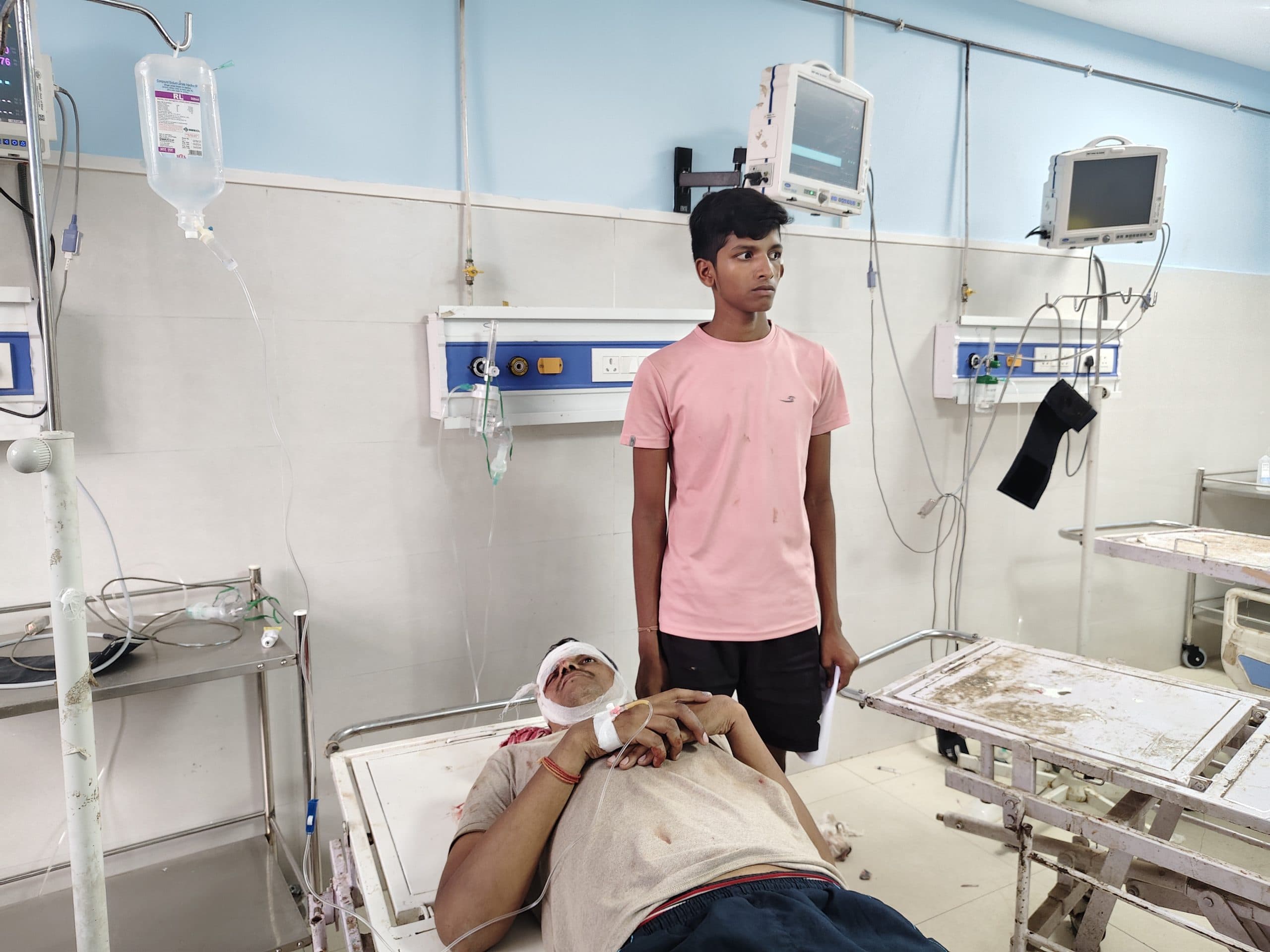 जमीन विवाद में दो पक्षों के बीच मारपीट, पांच जख्मी