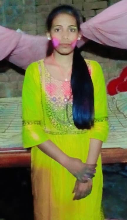 विषैले सांप के डसने से किशोरी की मौत