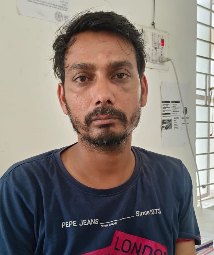 आपसी रंजिश में हुई मारपीट में युवक घायल