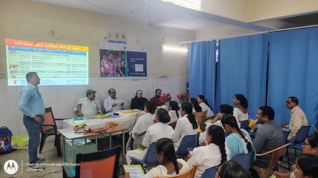 जनसंख्या नियंत्रण व स्वस्थ समाज के निर्माण में परिवार नियोजन की भूमिका अहम