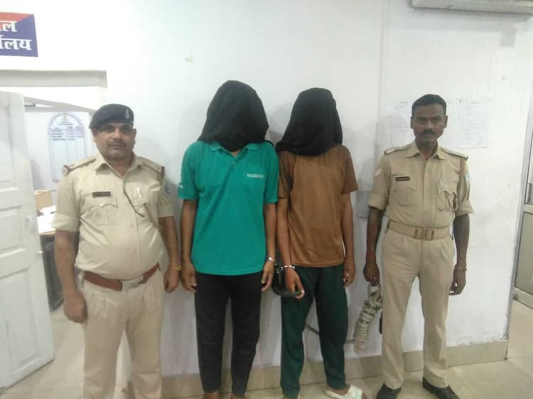 Jamshedpur News : मानगो : चोरी के दो आरोपी गिरफ्तार, रुपये व कागजात बरामद