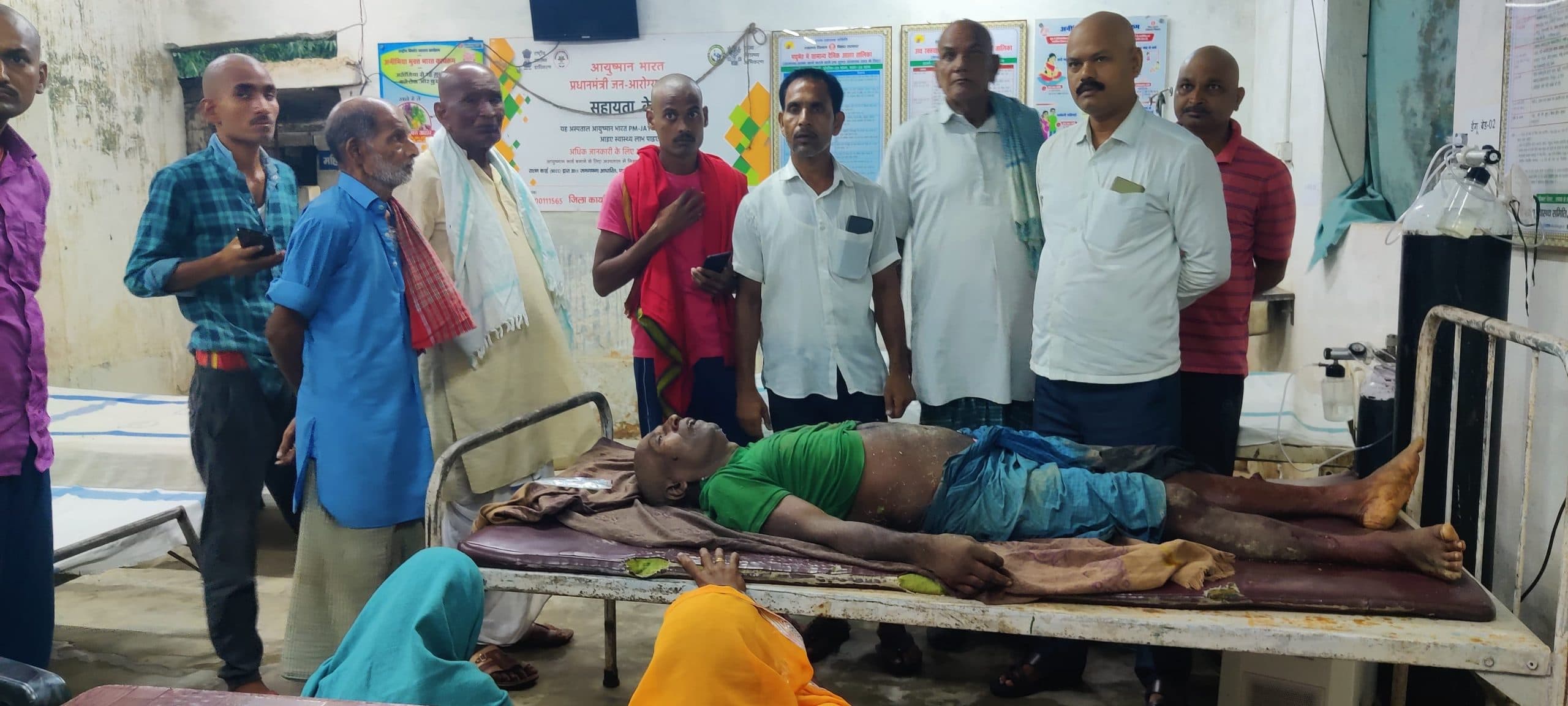 रात्रि में आम चोरी करने गये वृद्ध की पीट-पीट कर हत्या, प्राथमिकी दर्ज