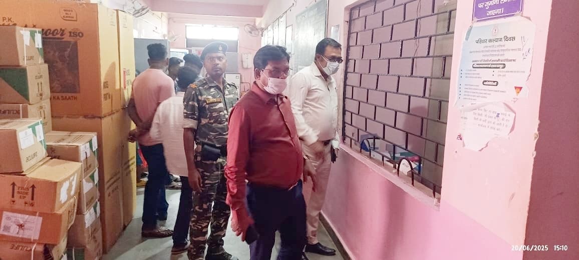 सीएचसी के अनुपस्थित डॉक्टरों को कारण बताओ नोटिस : एसडीएम