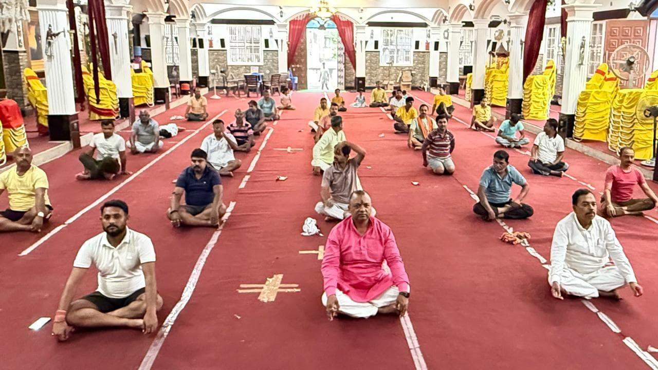 Madhubani News : राजनगर में योग दिवस पर कार्यक्रम आयोजित