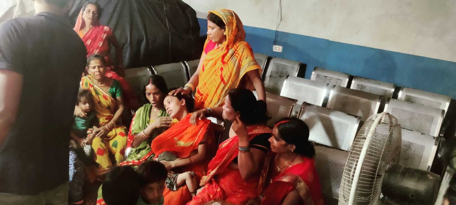 Bettiah : निजी क्लीनिक में मरीज की मौत पर परिजनों का हंगामा