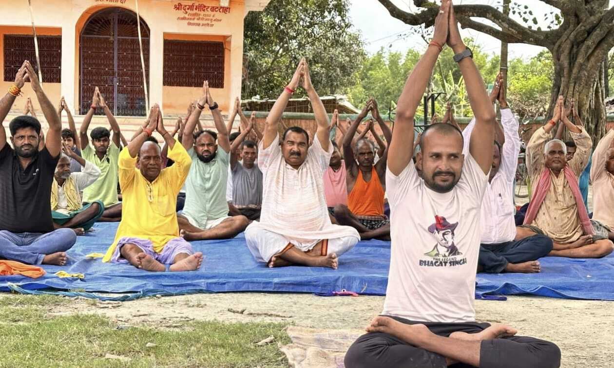 स्वस्थ रहने के लिए योग आवश्यक: मंत्री