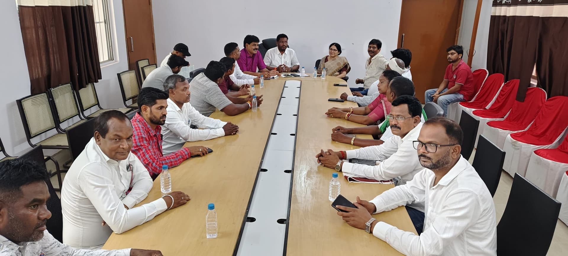 Seraikela Kharsawan News : जिला समिति में नौ वर्ग संगठनों का गठन होगा : विधायक