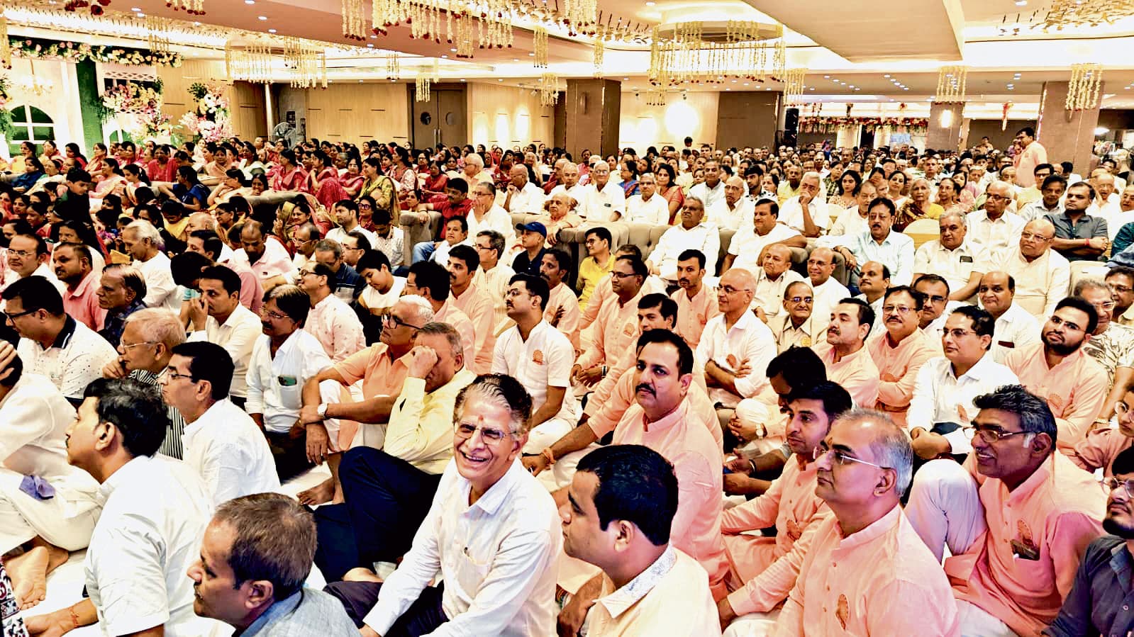 गौमाता जैसी निरपेक्ष प्राणी सृष्टि में और कोई नहीं