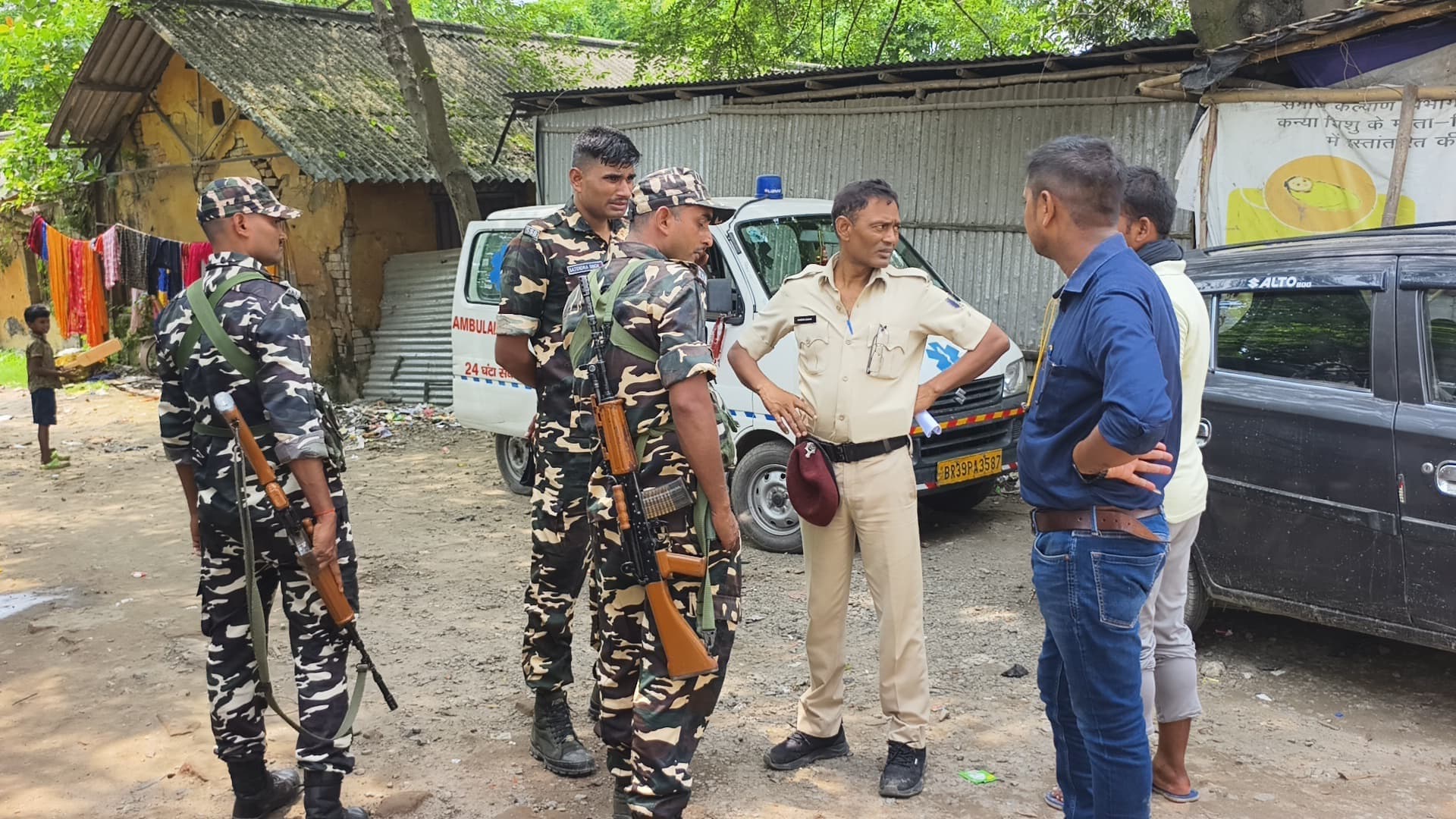 बारसोई स्टेशन पर ट्रेन से कटकर एसएसबी जवान की मौत