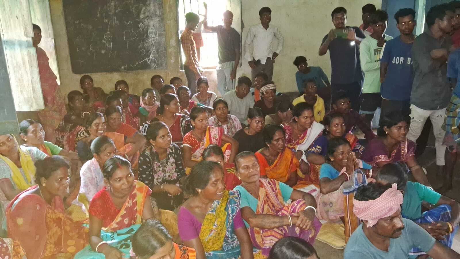 लतिका टुडू बनी जोड़बहिंगा की आंगनबाड़ी सेविका