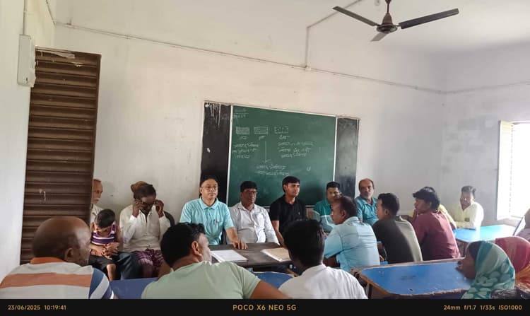 मनोज मुर्मू बने दुबराजपुर उत्क्रमित प्लस टू स्कूल के अध्यक्ष