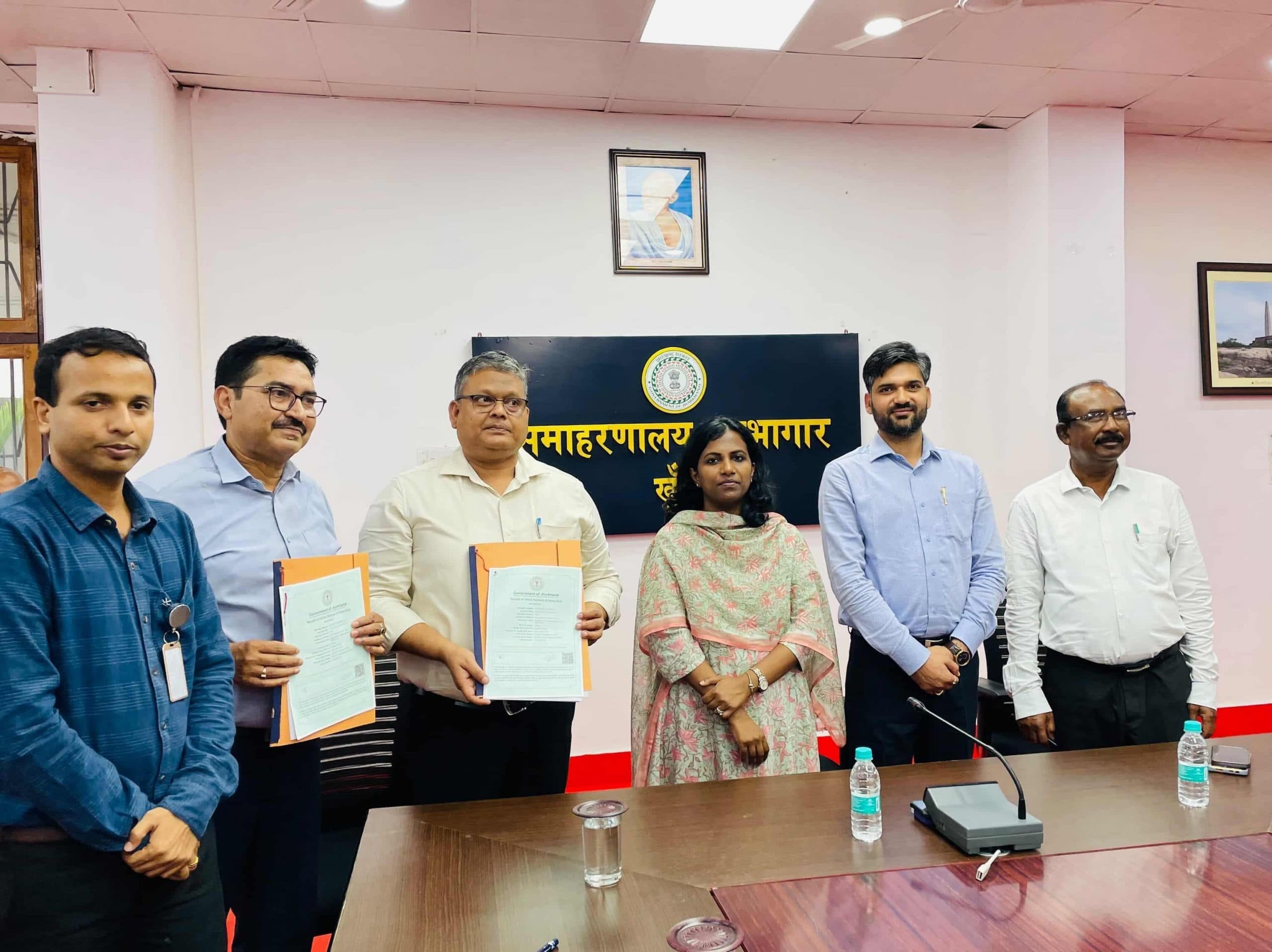 एयरपोर्ट अथॉरिटी और जिला प्रशासन के बीच एमओए