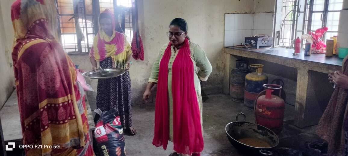 सीओ ने कस्तूरबा आवसीय विद्यालयों का किया निरीक्षण, दिये कई निर्देश