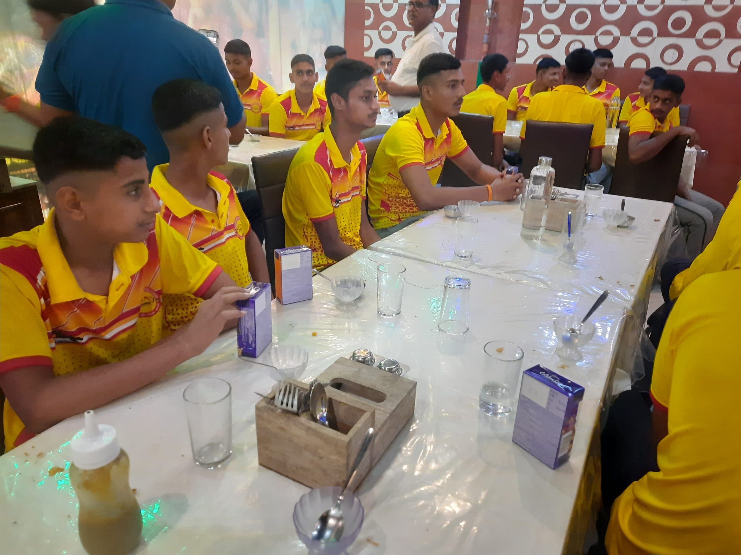 Giridih News :मोंगिया नेशनल वॉलीबॉल अकादमी के बच्चों को मिला सम्मान