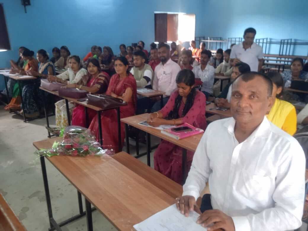 Giridih News :स्वास्थ्य संवर्धन विषयक कार्यशाला सह क्विज