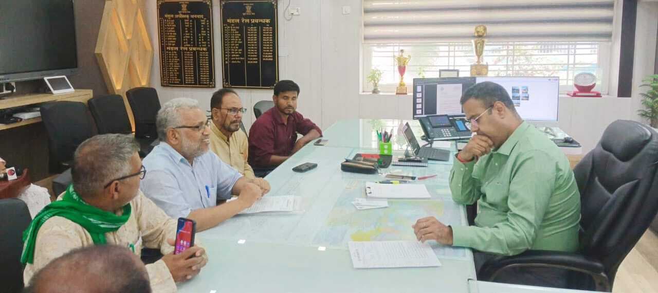 Bokaro News : बरकाकाना से पटना तक ट्रेन चलाने की मांग