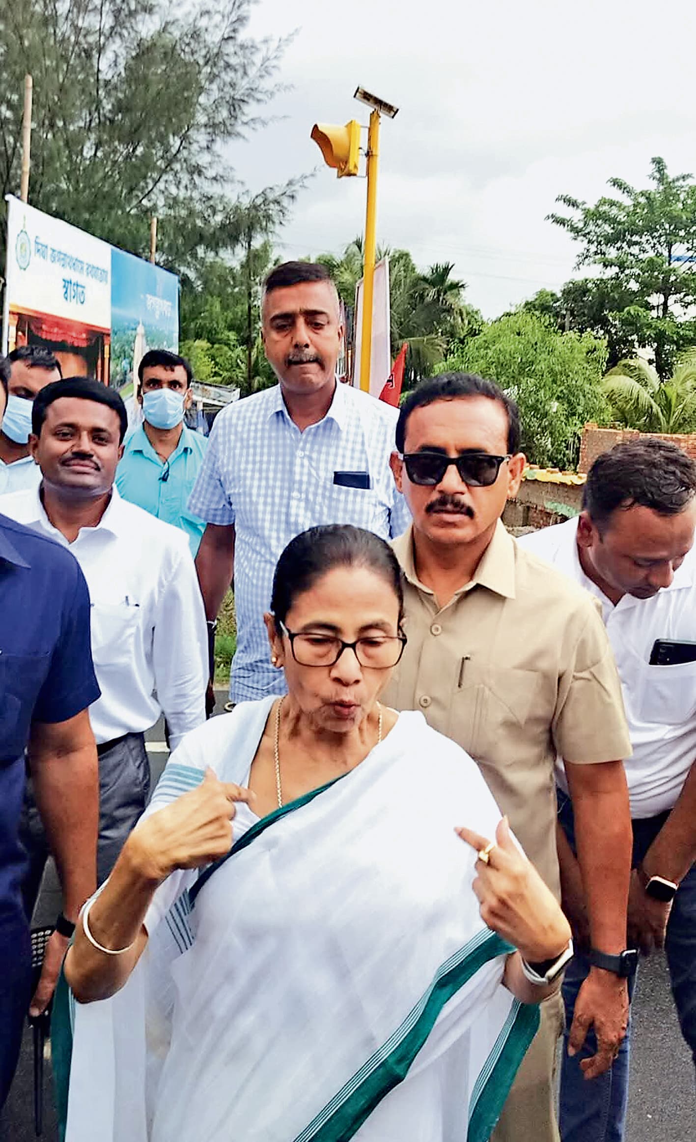 दीघा पहुंचने पर सीएम का जोरदार स्वागत जगन्नाथ मंदिर की रथयात्रा में लेंगी हिस्सा