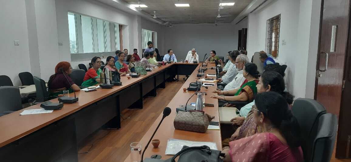 Dhanbad News: पीएचडी के लिए नेट क्वालिफाइ होना जरूरी