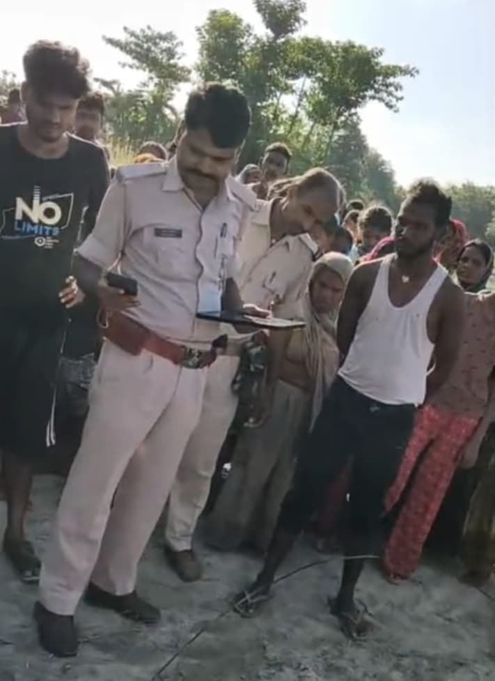 Motihari: टूटे हुए हाई वोल्टेज तार की चपेट में आई महिला, मौत