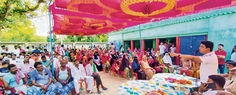Siwan News : ग्रामीण महिलाओं को कर्ज से मुक्त करेगी कांग्रेस