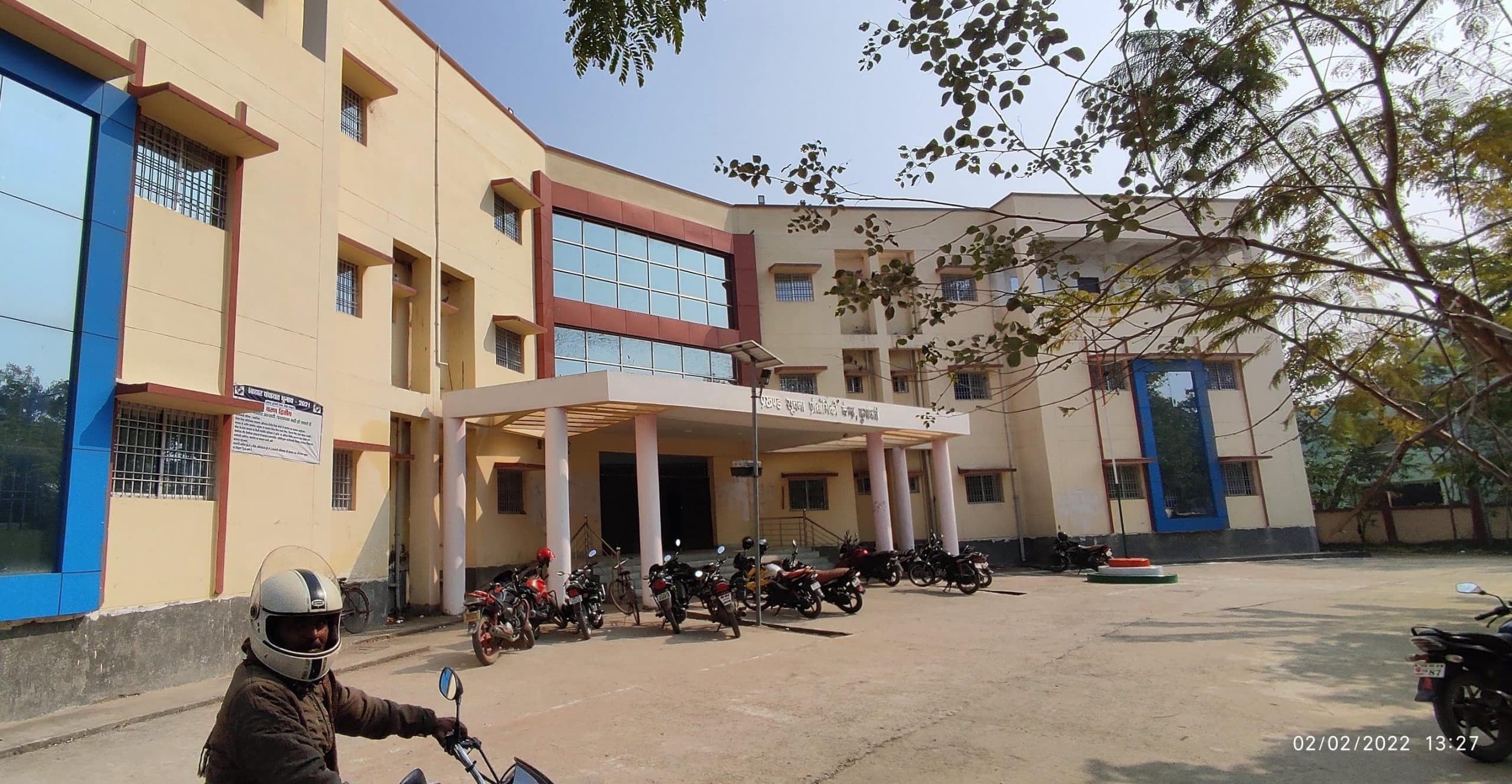 आइटी भवन में लगा लिफ्ट चार साल बाद भी नहीं हुआ चालू