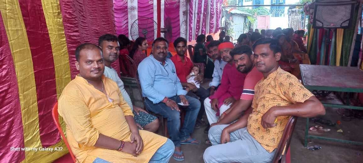 विशेष पूजा अर्चना कर शिवलिंग की प्राण प्रतिष्ठा की गयी