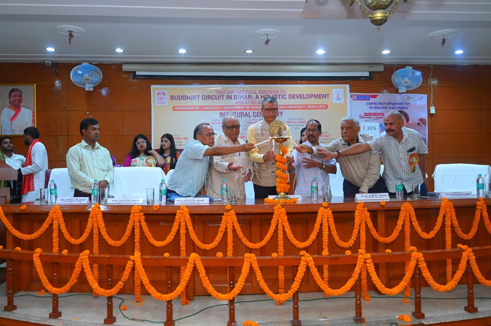 सूबे को आध्यात्मिक पर्यटन व वैश्विक संवाद का केंद्र बनाने की जरूरत