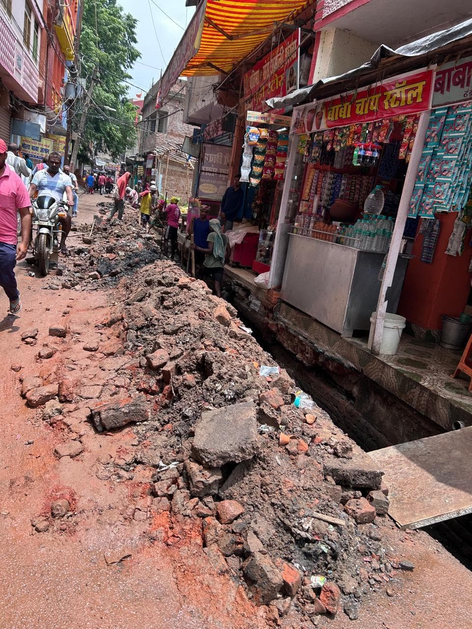 Deoghar news : श्रावणी मेले की तैयारी अंतिम चरण में, कांवरियों की सुविधा को लेकर युद्धस्तर की तैयारी पर जुटा प्रशासन