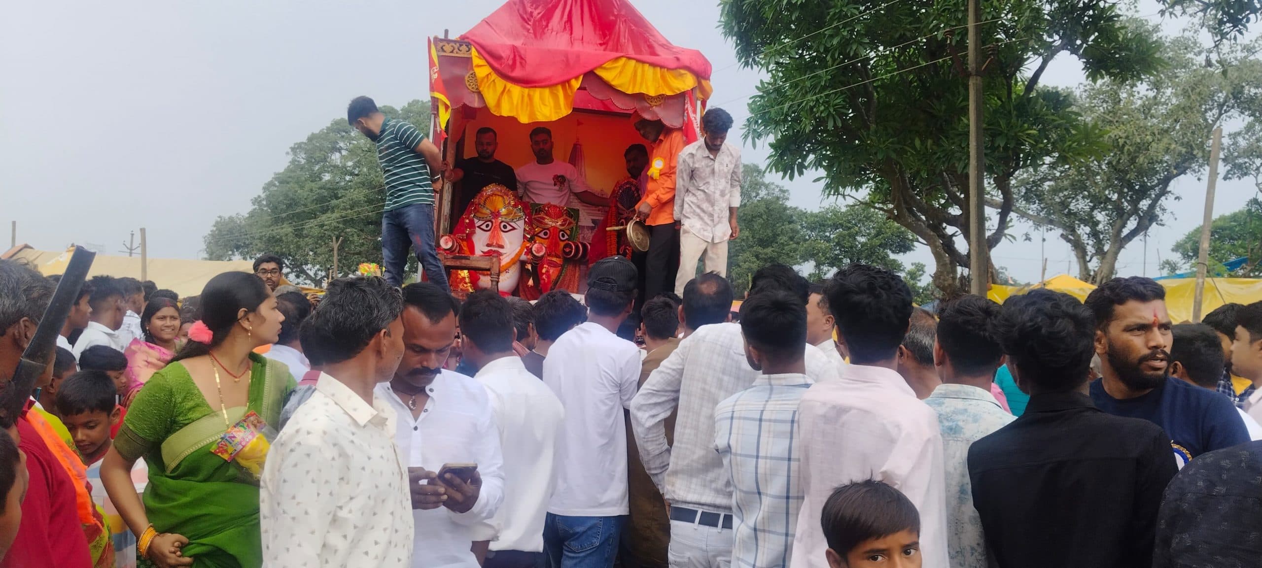 ईटा व चिलदिरी में निकाली गयी रथयात्रा