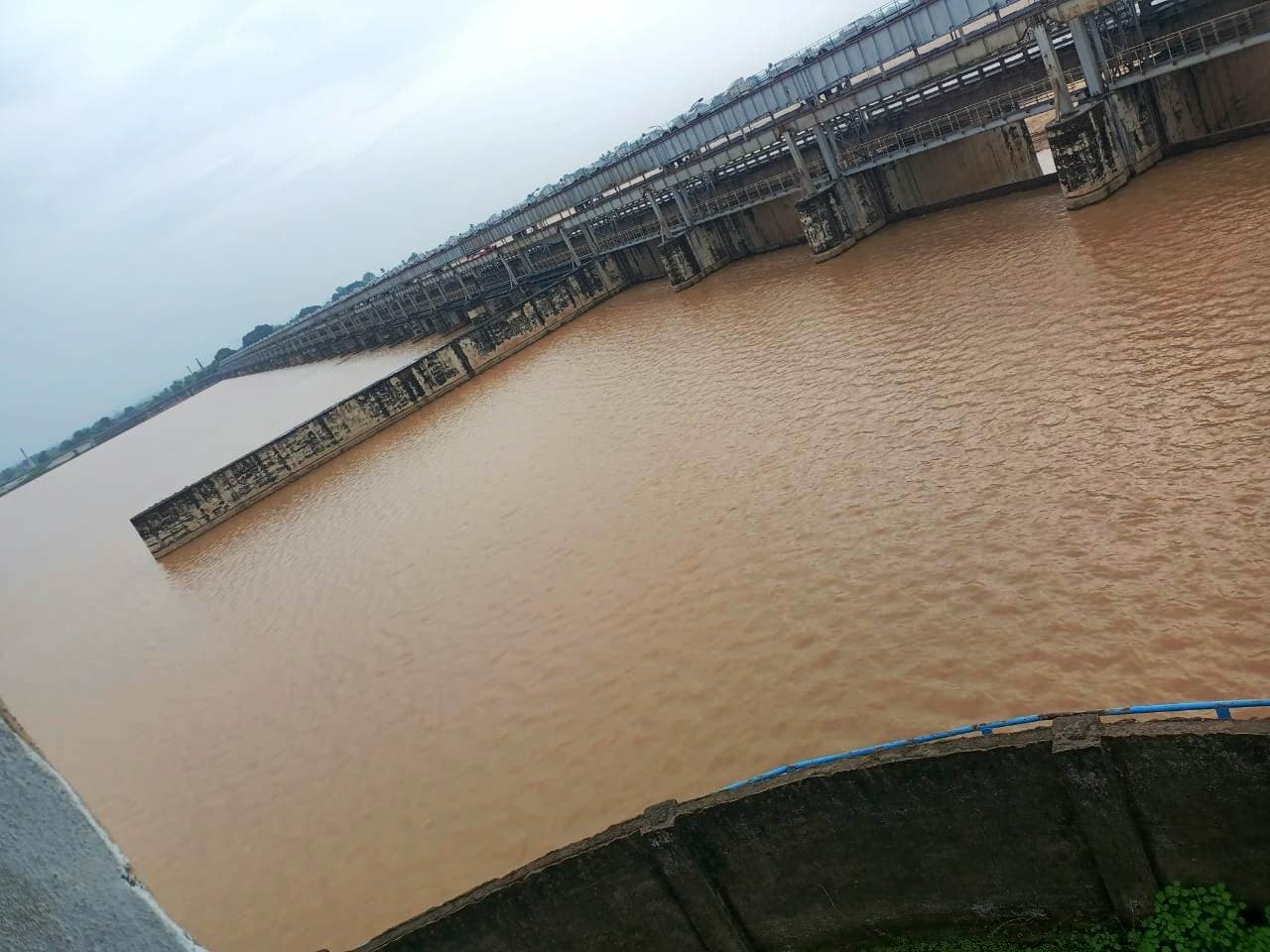 भीम बराज से जलप्रवाह अस्थायी रूप से बंद