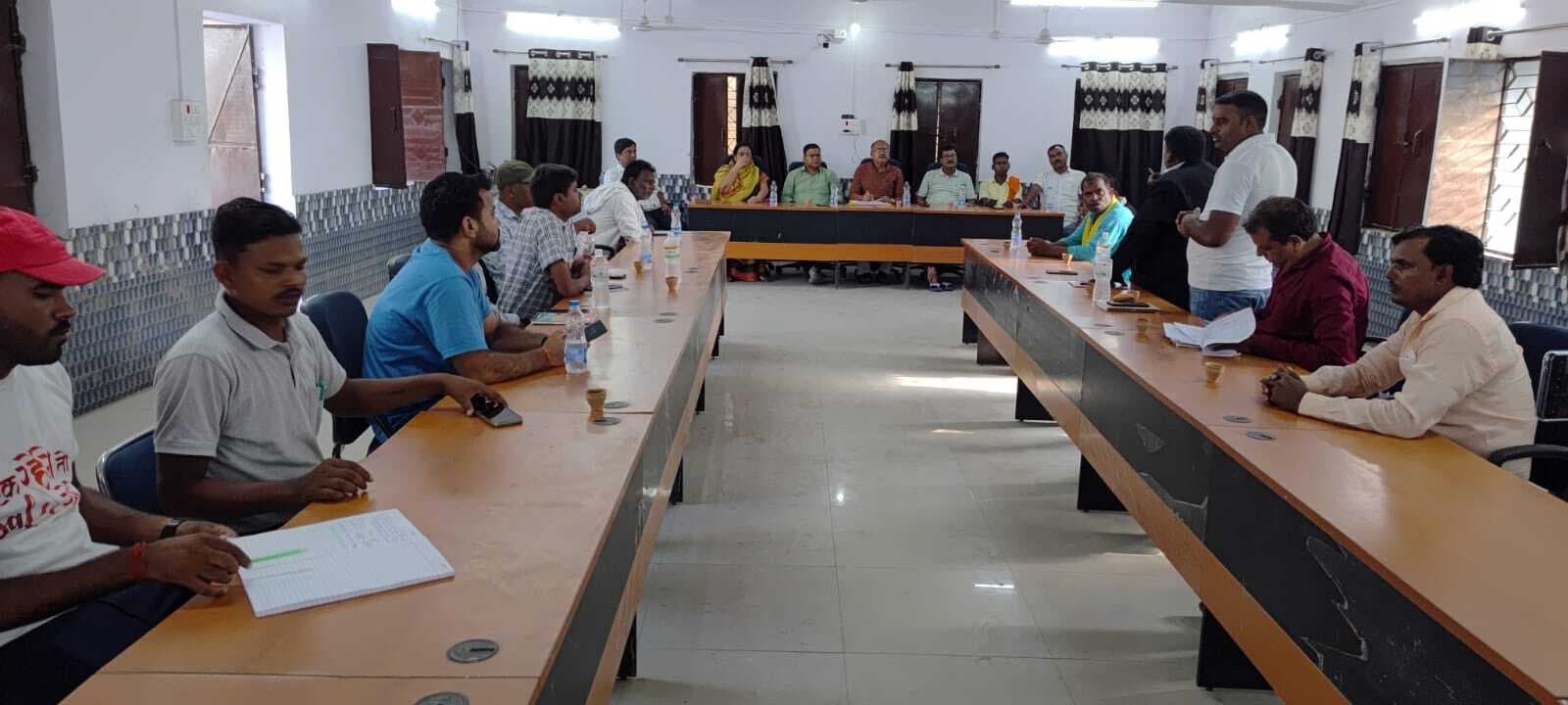 बाढ़ से निबटने को लेकर अनुश्रवण समिति की हुई बैठक