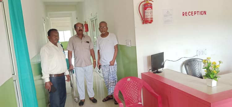 East Singhbhum News : अमर हेल्थ केयर से एक लाख के सामान की चोरी
