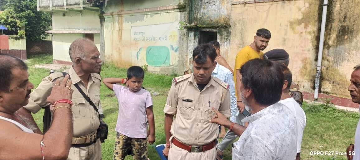 Dhanbad News: दूसरी रात दुधिया के चार घरों से लाखों की संपत्ति चोरी