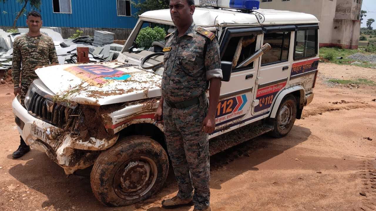 डायल 112 वाहन दुर्घटनाग्रस्त, महिला सिपाही जख्मी